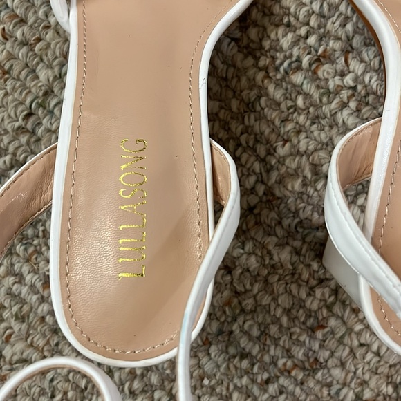 Women’s strappy heeled square sandal - Picture 4 of 6